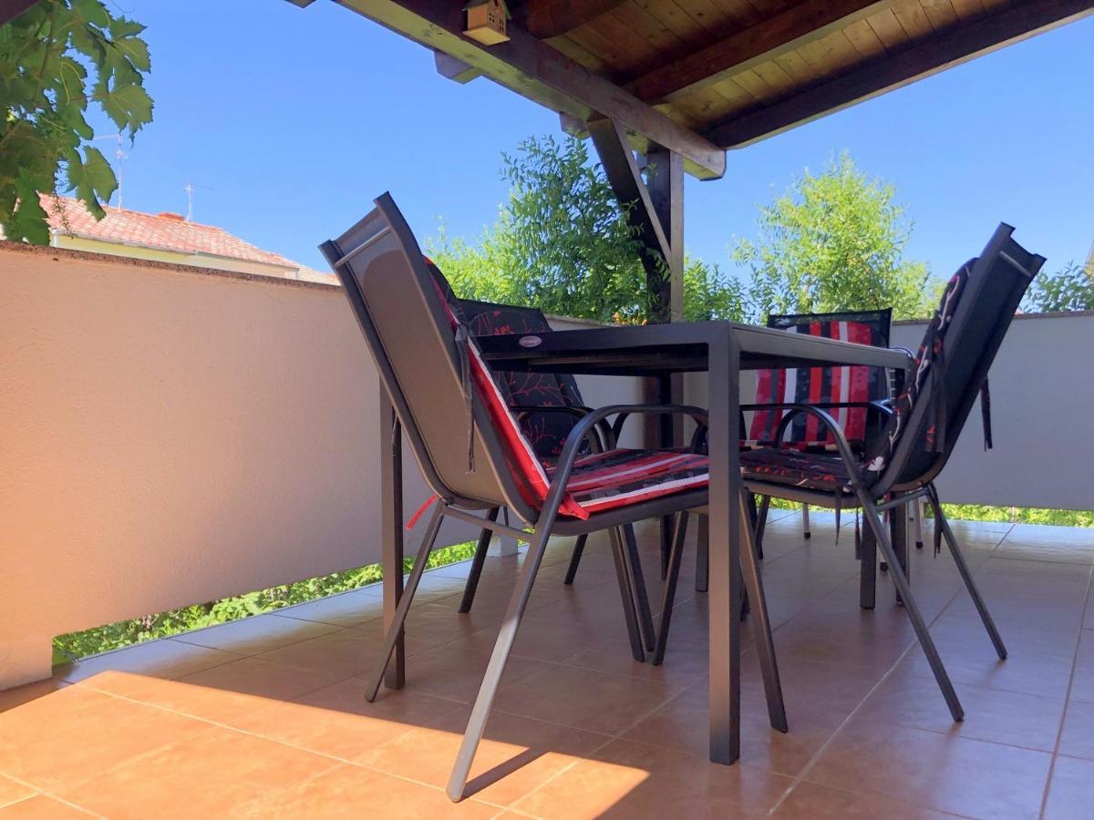 Villy City Apartment Palit Экстерьер фото