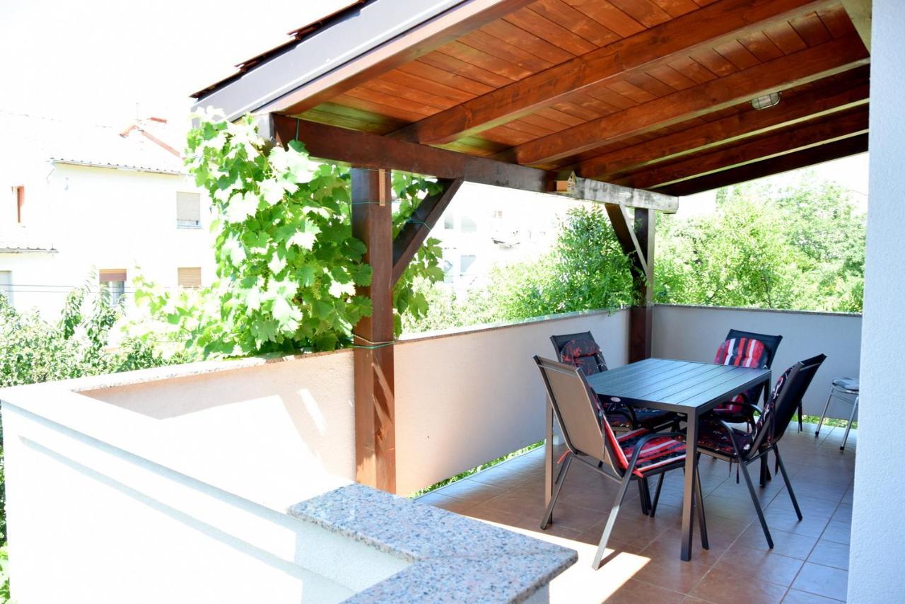 Villy City Apartment Palit Экстерьер фото